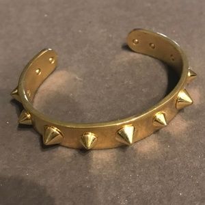 C.Wonder Gold Spike Open Bracelet